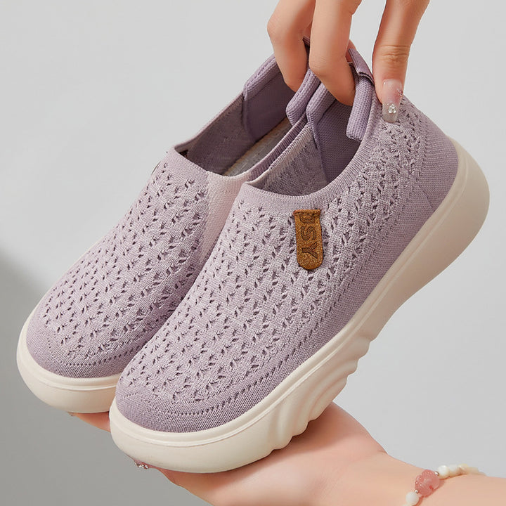 Women's knitted slip-on sneakers in sock-like design with breathable upper material and padded comfort sole Mune Fashion