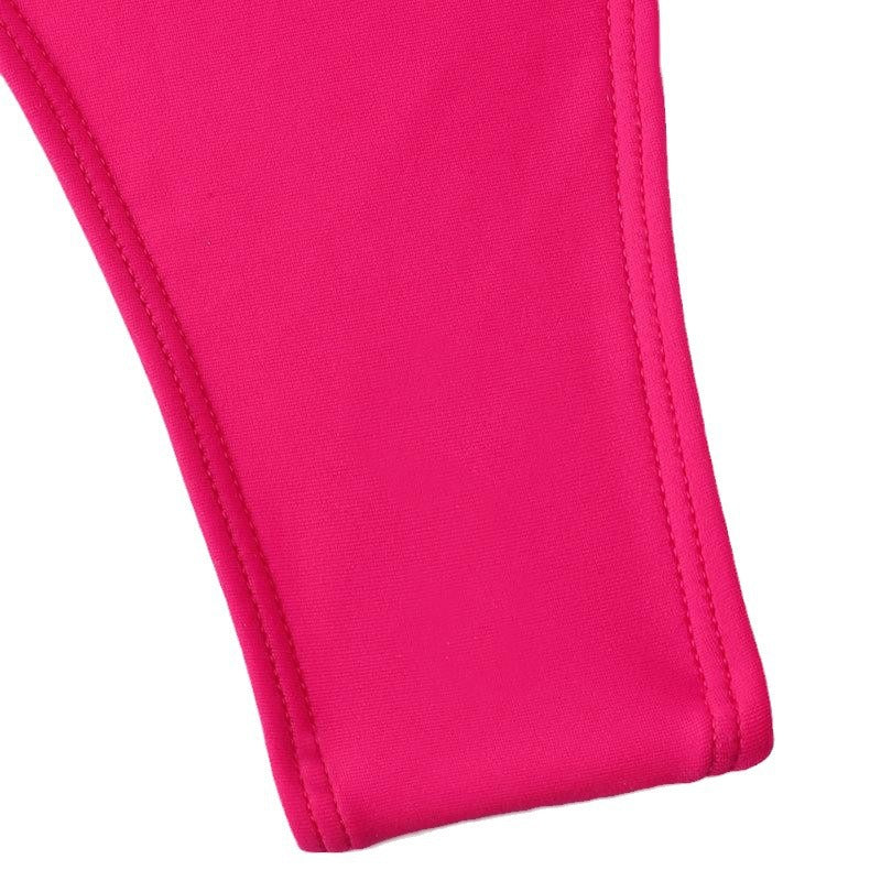 Women's elegant swimsuit with deep V-neckline and adjustable straps Mune Fashion