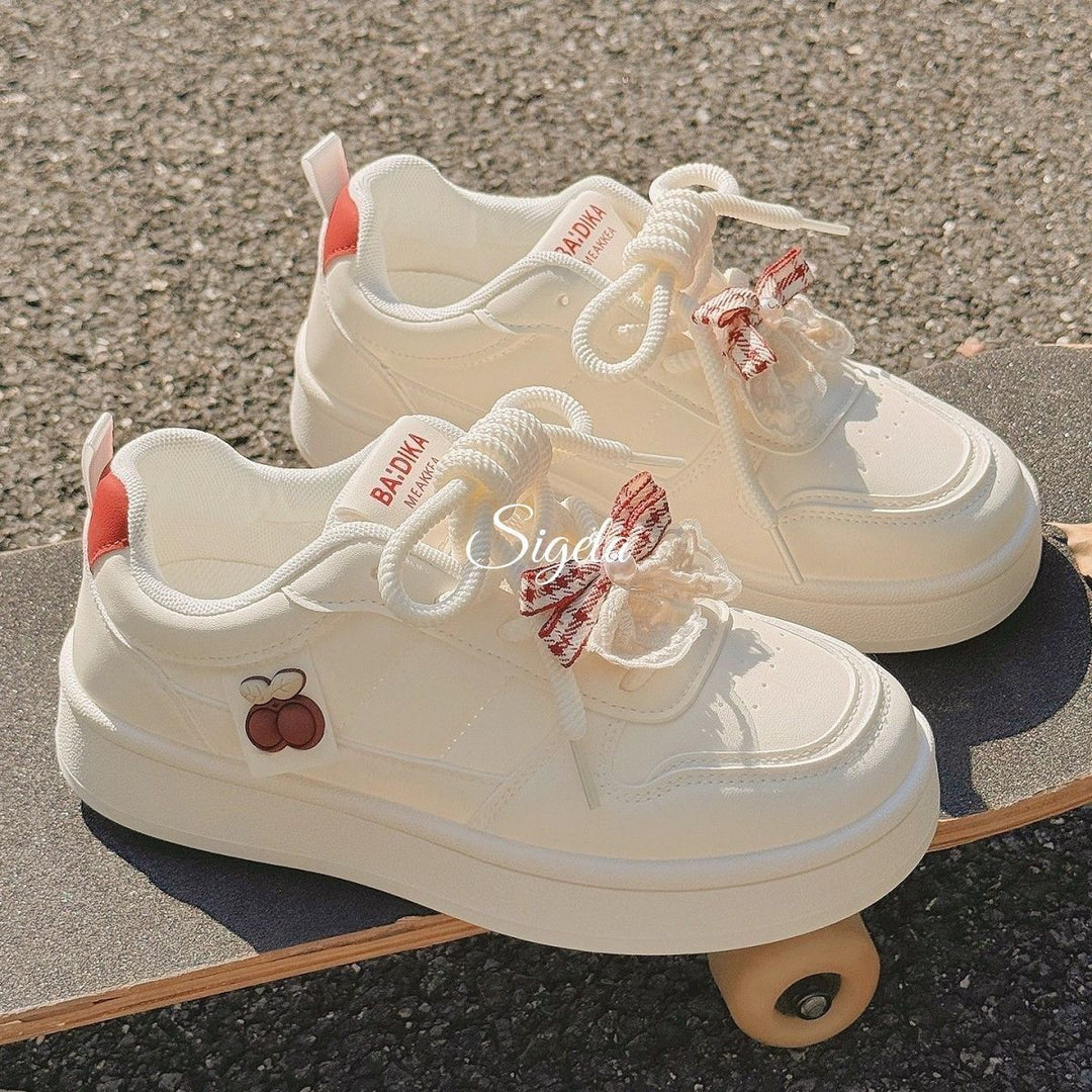 Women's Trendy Sneakers with Playful Details and High-Quality Upper Material Mune Fashion