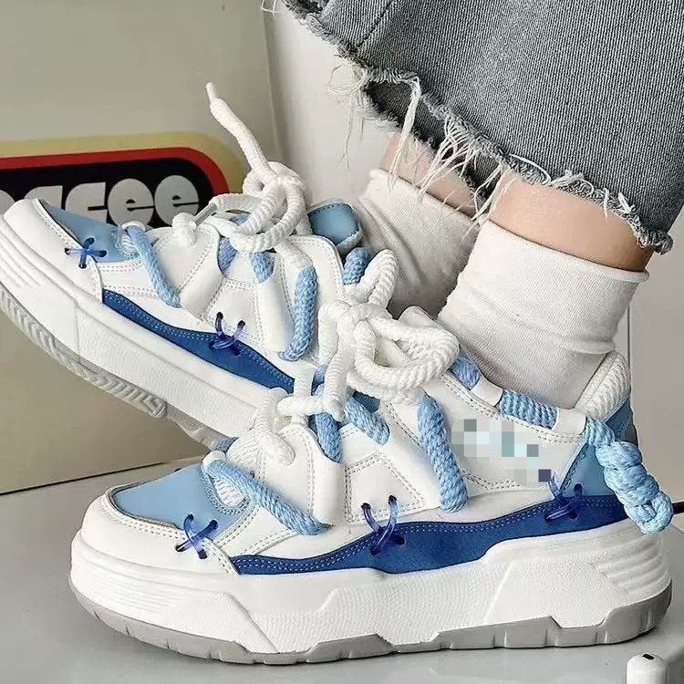 Women Sporty Sneakers with Innovative Accents and Non-Slip Sole Mune Fashion