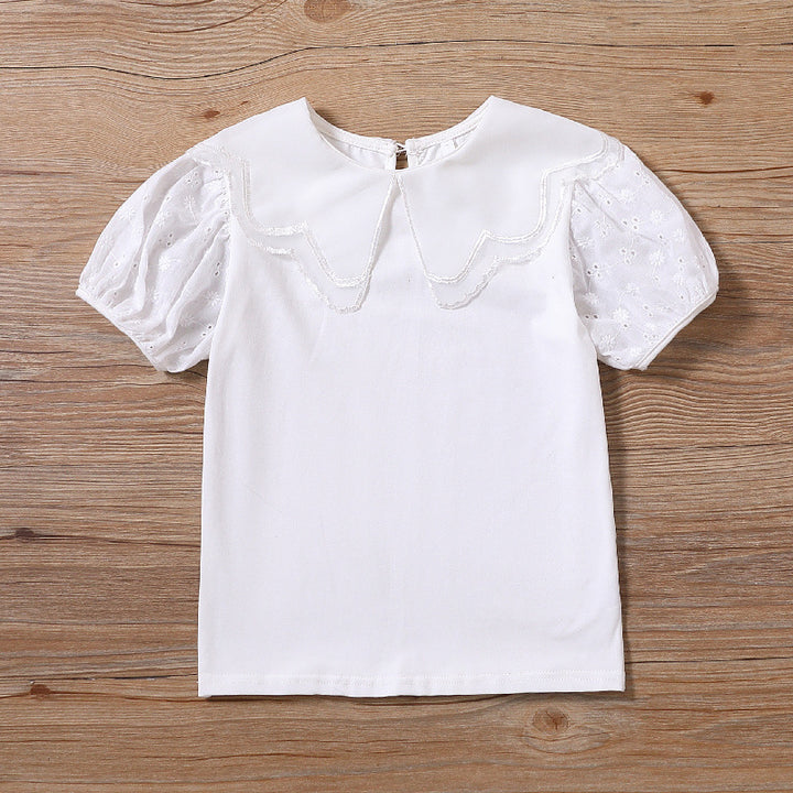 Girls blouse with decorative eyelet embroidery and voluminous puff sleeves Mune Fashion