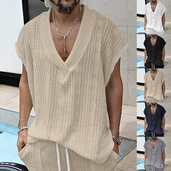 Men's knitted top made of coarse knit with deep V-neck and textured pattern Mune Fashion