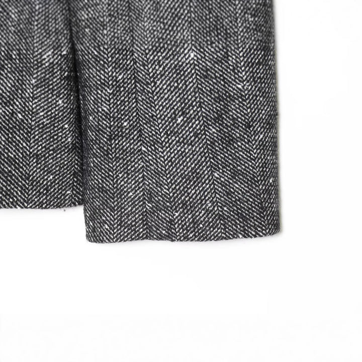 Women Tailored Blazer in Herringbone Pattern with Notched Collar and Flap Pockets Mune Fashion