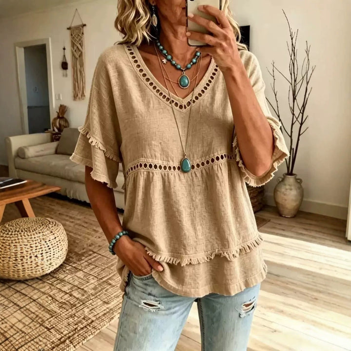 Ladies airy blouse with cut-out shoulders Mune Fashion