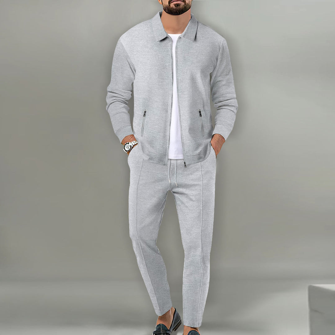 Men's leisure suit with modern structure design and practical pockets Mune Fashion