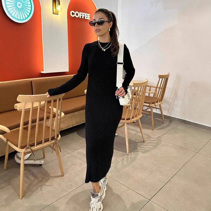 Women's long ribbed knitted dress with matching maxi cardigan, side buttons, and voluminous balloon sleeves