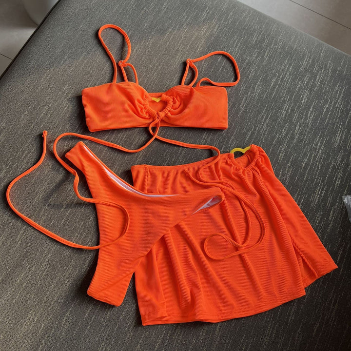 Women’s bikini set with elegant button detail and high leg cut Mune Fashion