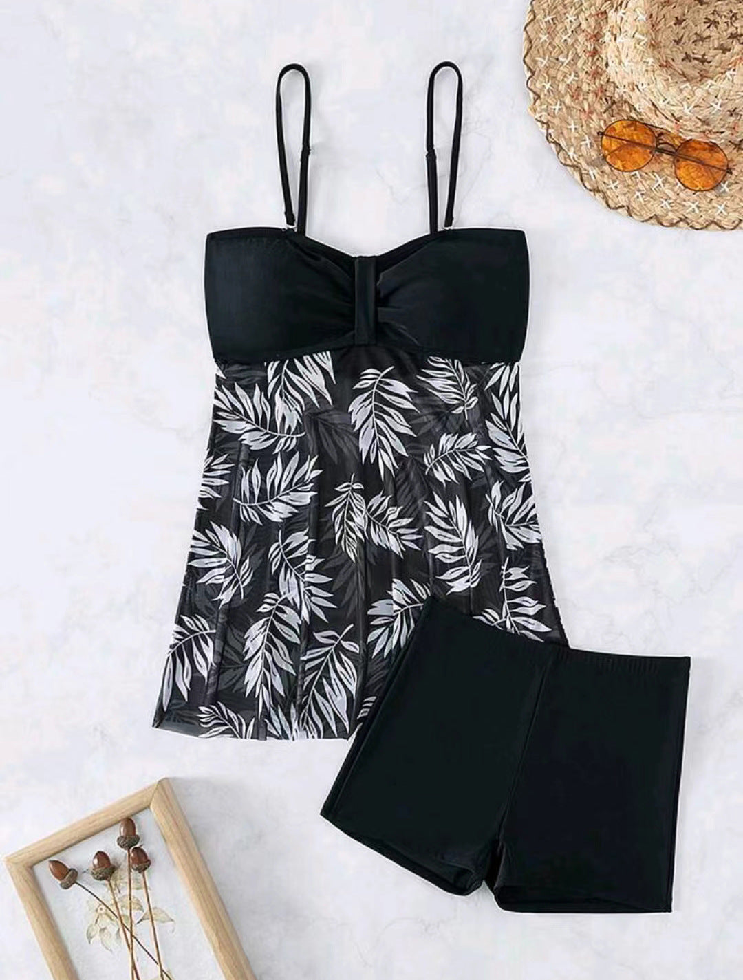 Women's Tankini Set with Floral Elements Mune Fashion