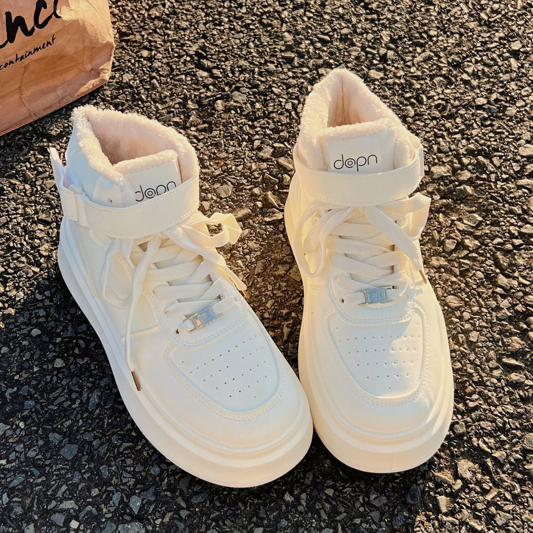 Women's High Winter Sneakers with Warm Interior Lining and Practical Velcro Closure Mune Fashion