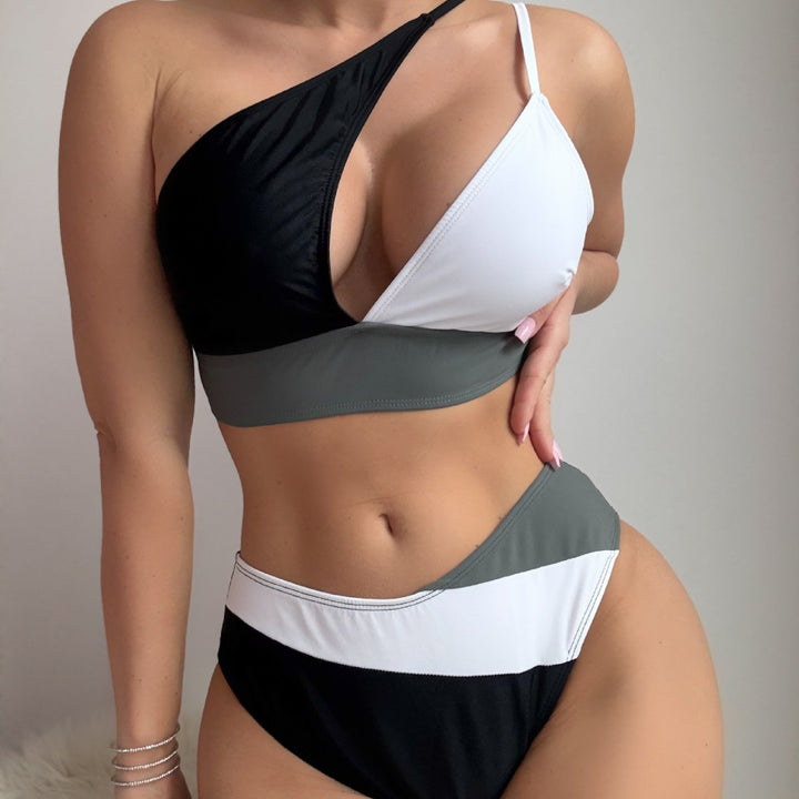 Ladies Sporty One-Piece Bikini Mune Fashion