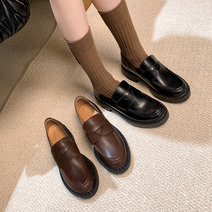 Ladies timeless penny loafers with profiled rubber edge and moccasin seam Mune Fashion