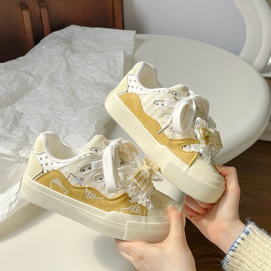 Women's sneakers with playfully romantic details and comfortable soles Mune Fashion