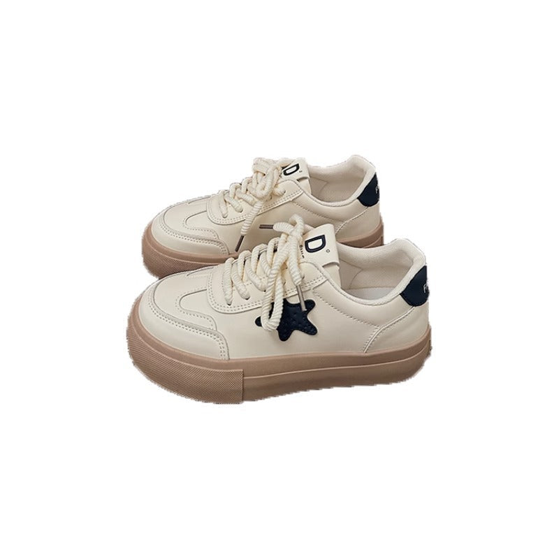 Women's Sporty Sneakers with Playful Star Applications and Comfortable Sole Mune Fashion