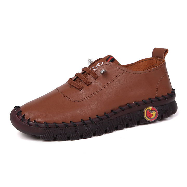 Women's lightweight casual sneakers with hand-stitched welt seam, elastic lacing system and profiled rubber sole Mune Fashion