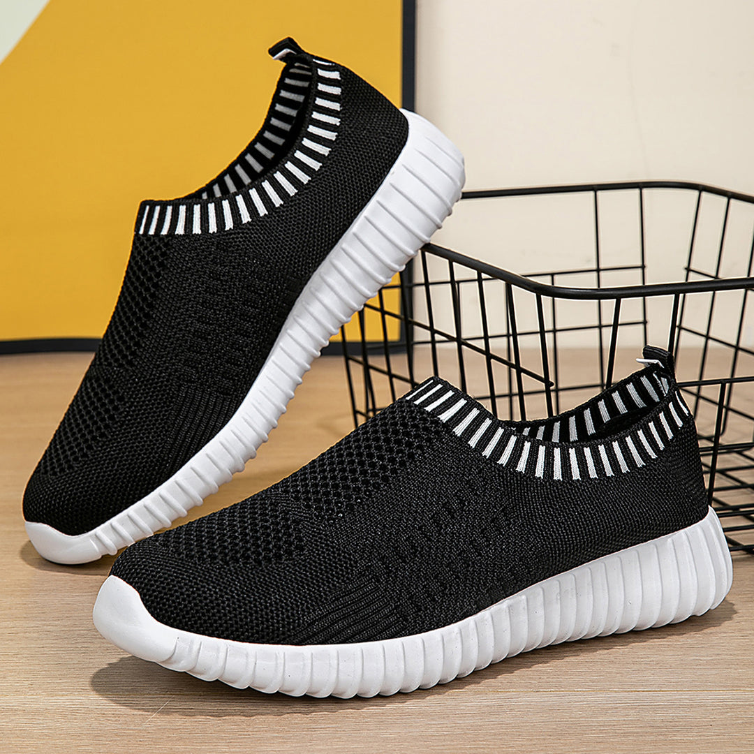 Women’s elastic slip-on comfort sneaker with three-dimensional knit structure and profiled lightweight sole Mune Fashion