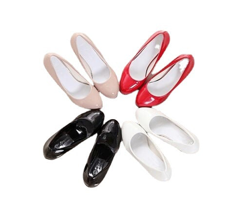 Women nan platform pumps with wide block heel in shiny patent look Mune Fashion