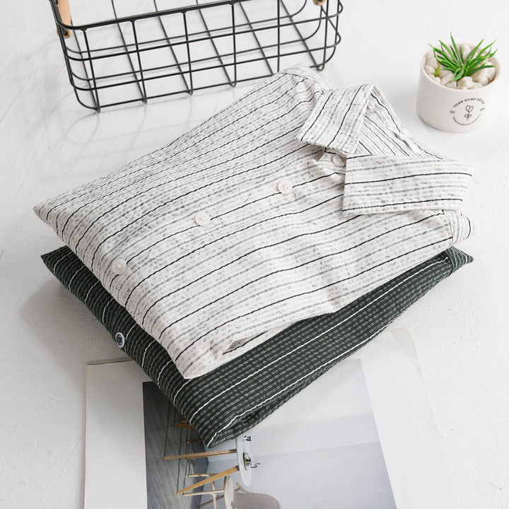 Men's Lightweight Long Sleeve Shirt with Fine Pinstripe Pattern and Relaxed Fit Mune Fashion