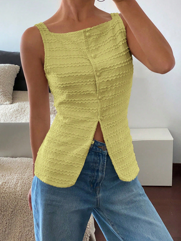 Women's sleeveless structured top with decorative button placket and front slit Mune Fashion