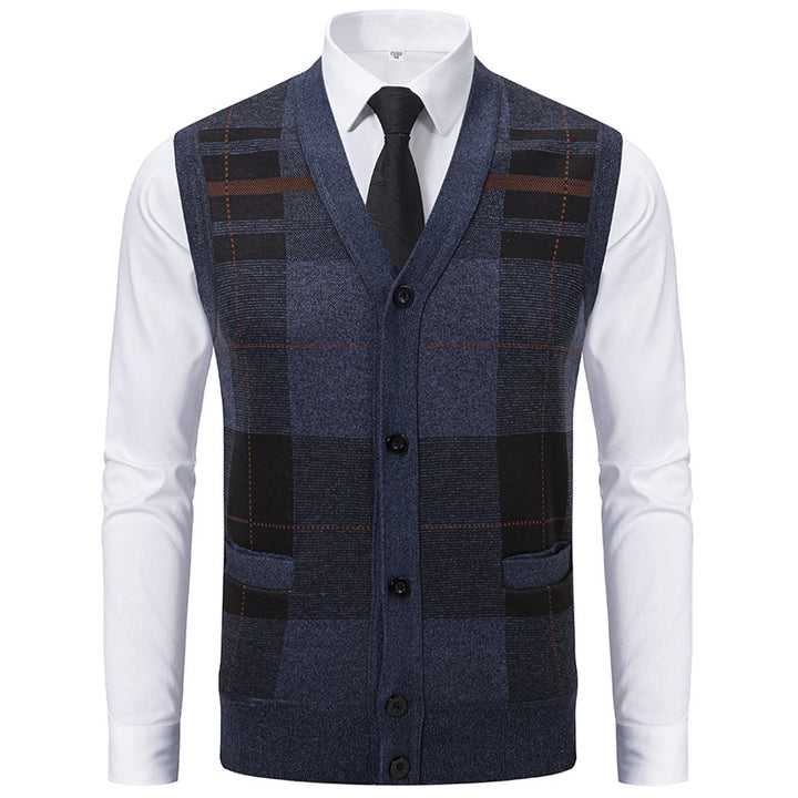 Men's tailored knitted vest with V-neck, fine check pattern, button placket, and patch pockets Mune Fashion