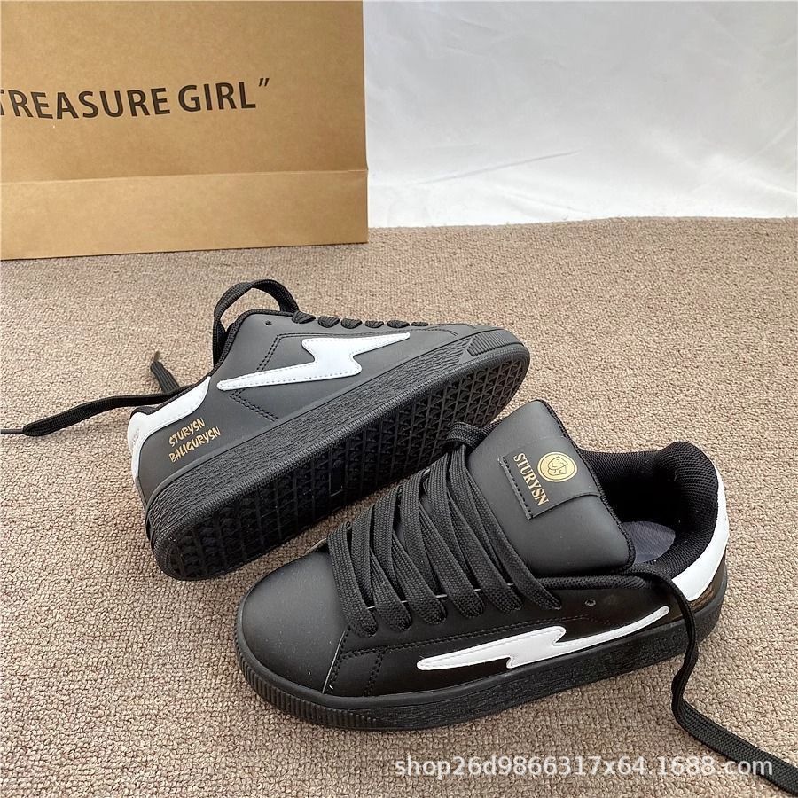 Women's sneakers in timeless design with high comfort padding Mune Fashion