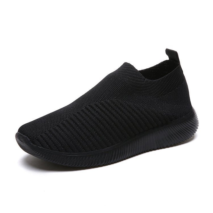 Women's knit slip-on leisure shoe with elastic shaft, lightweight cushioning, and slip-resistant outsole Mune Fashion