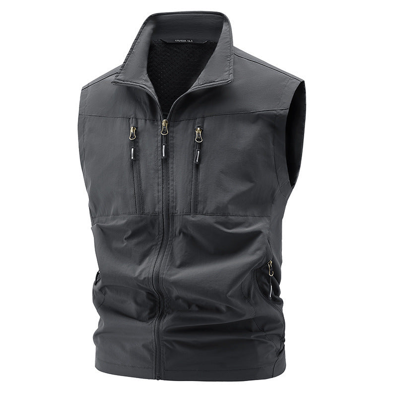 Men's Lightweight Outdoor Vest with Practical Pockets Mune Fashion