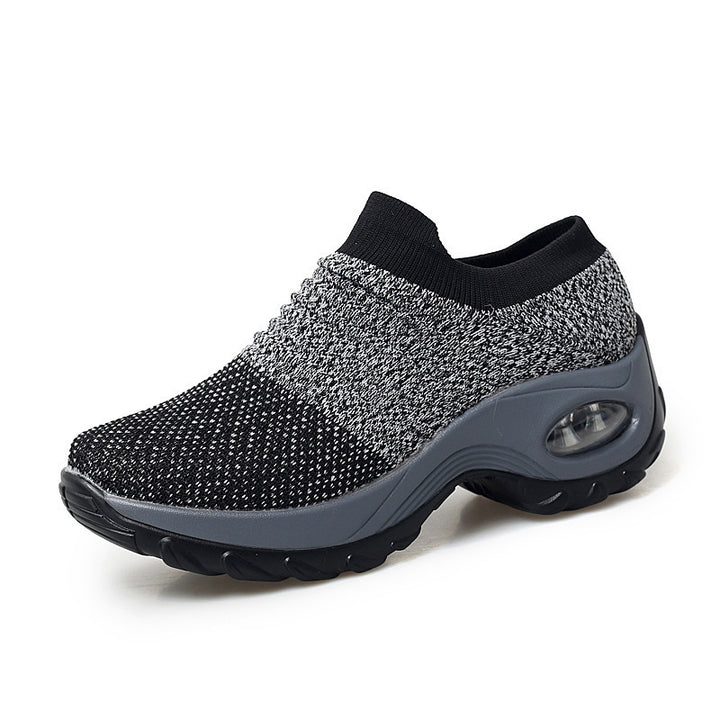 Ladies Slip-On Knit Sneakers with sock-like shaft and air-cushioned platform sole Mune Fashion