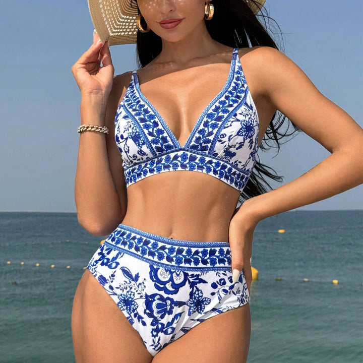 Women High-Waisted Bikini with Floral Pattern Mune Fashion