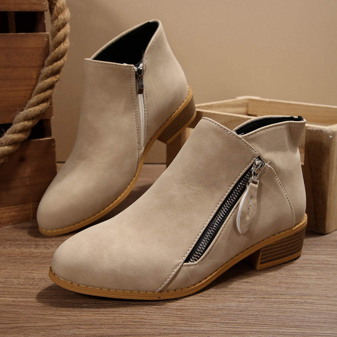 Women's ankle-high ankle boots with side zipper, soft comfort insole, and stacked block heel Mune Fashion