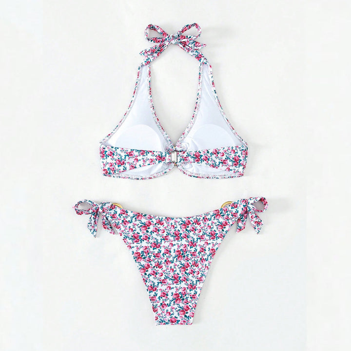 Women's Triangle Bikini Set with Playful Ruffle Details Mune Fashion