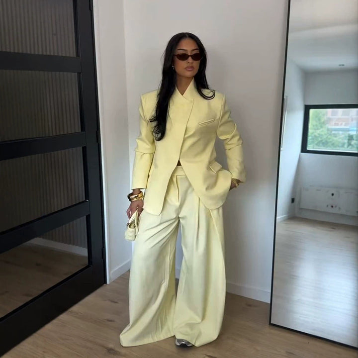 Women Two-Piece Oversized Blazer with Stand Collar and Wide Pleated Trousers Mune Fashion