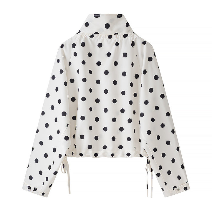 Women's short jacket in rain parka style with stand-up collar, drawstring and polka dot print Mune Fashion