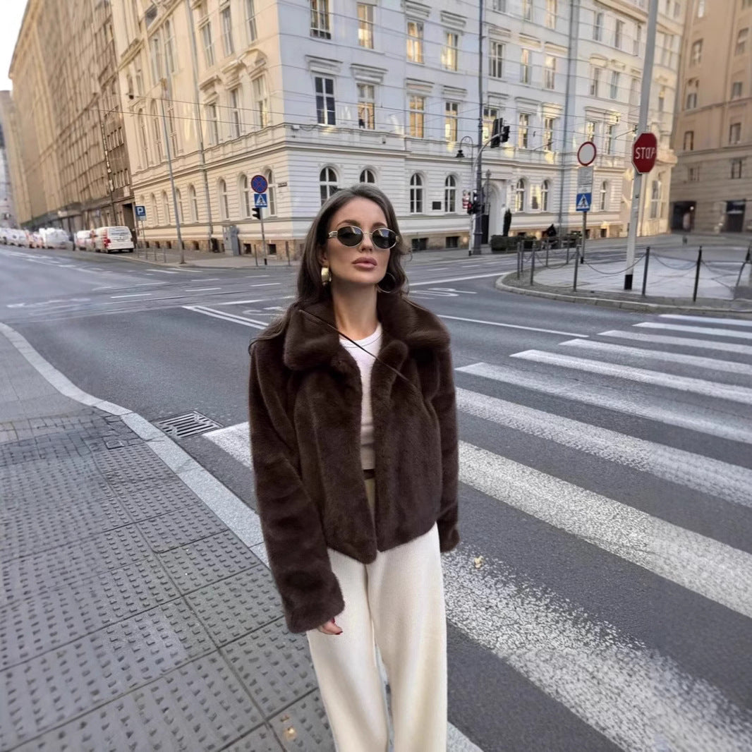 Women's Short Boxy Faux Fur Blouson with Classic Lapel Collar and Silky Lining Mune Fashion