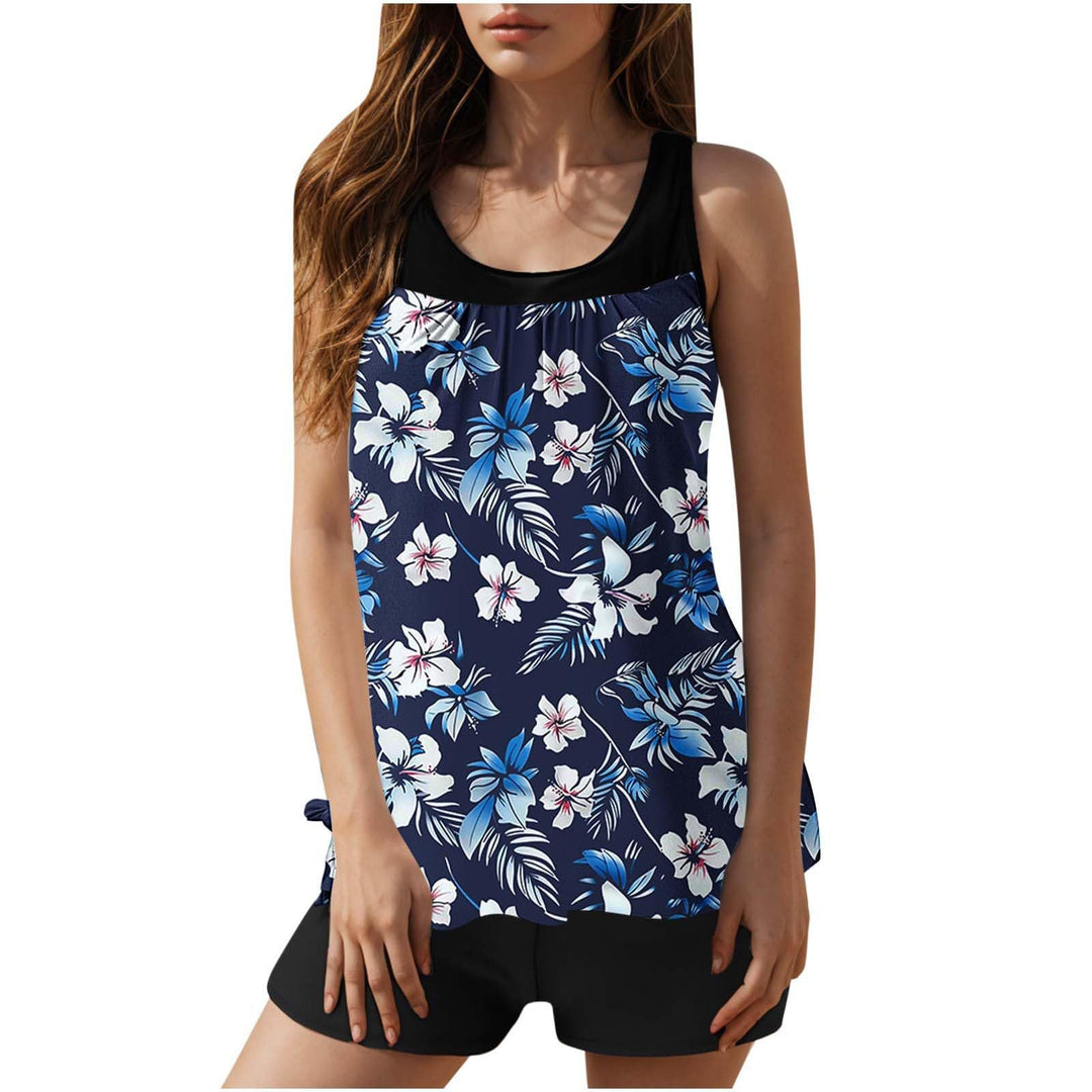 Women’s bathing set with fashionable leaf design and comfortable shorts Mune Fashion
