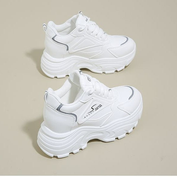 Women's Sporty Chunky Sneakers with Robust Profile Sole Mune Fashion