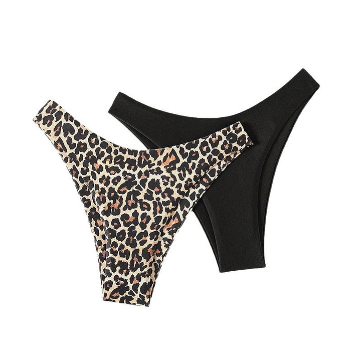 Women's bikini bottoms in elegant leopard design and classic black