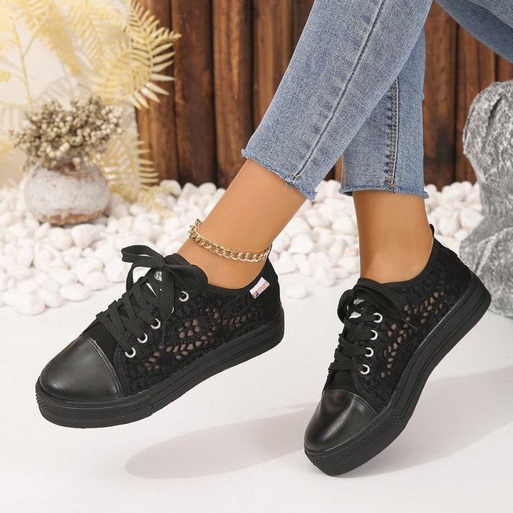 Damen Plateausneaker mit gehäkeltem Spitzeinsatz und gepolstertem Fußbett Mune Fashion