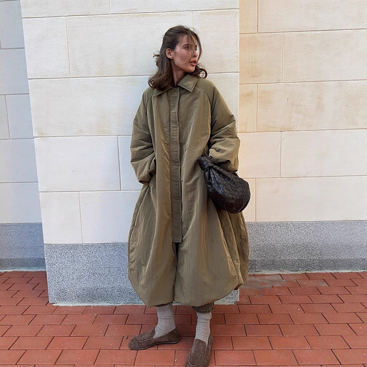 Women's Wide-Cut Quilted Balloon Coat with Hidden Button Placket Mune Fashion