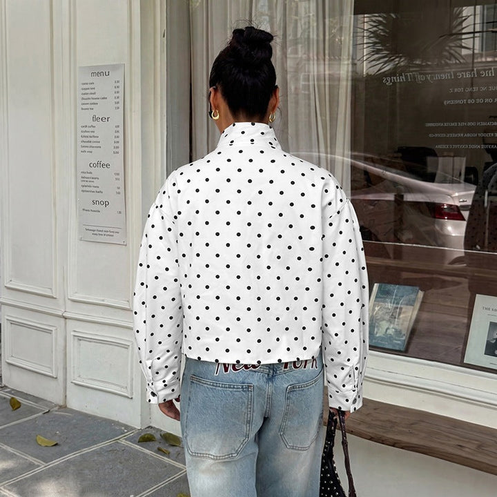 Women's short cut polka dot transitional jacket with stand-up collar and snap button closure Mune Fashion