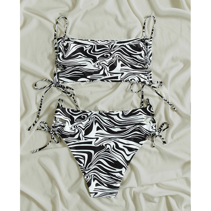 Women's bikini set with adjustable lacing details and maritime wave pattern Mune Fashion