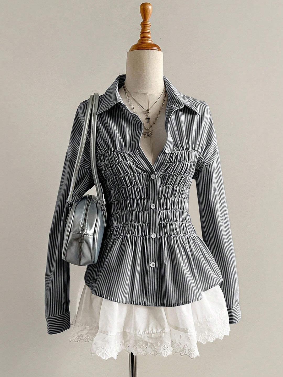 Women's tailored shirt blouse with gathered bust area and peplum Mune Fashion