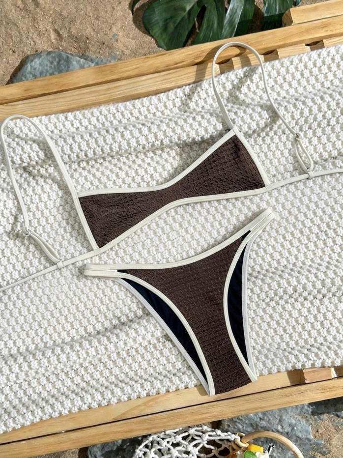 Women's Two Piece Bikini with Elegant Stripe Pattern Mune Fashion