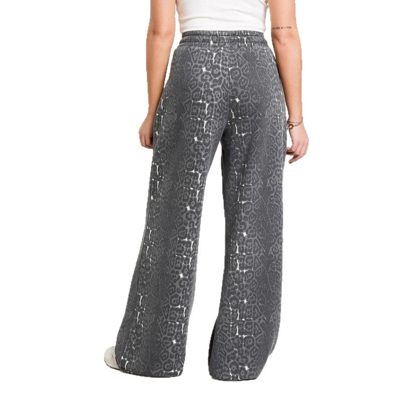 Women's two-piece leisure set with oversized hoodie and loose comfort pants made of brushed sweat with animal print Mune Fashion