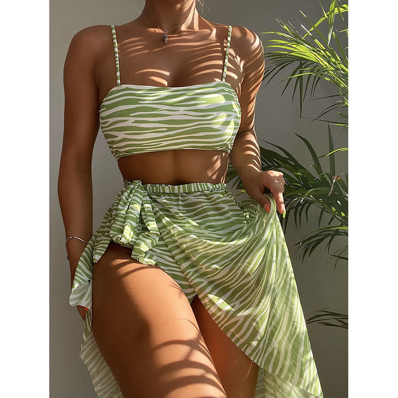 Women's bikini set with fashionable wrap skirt Mune Fashion
