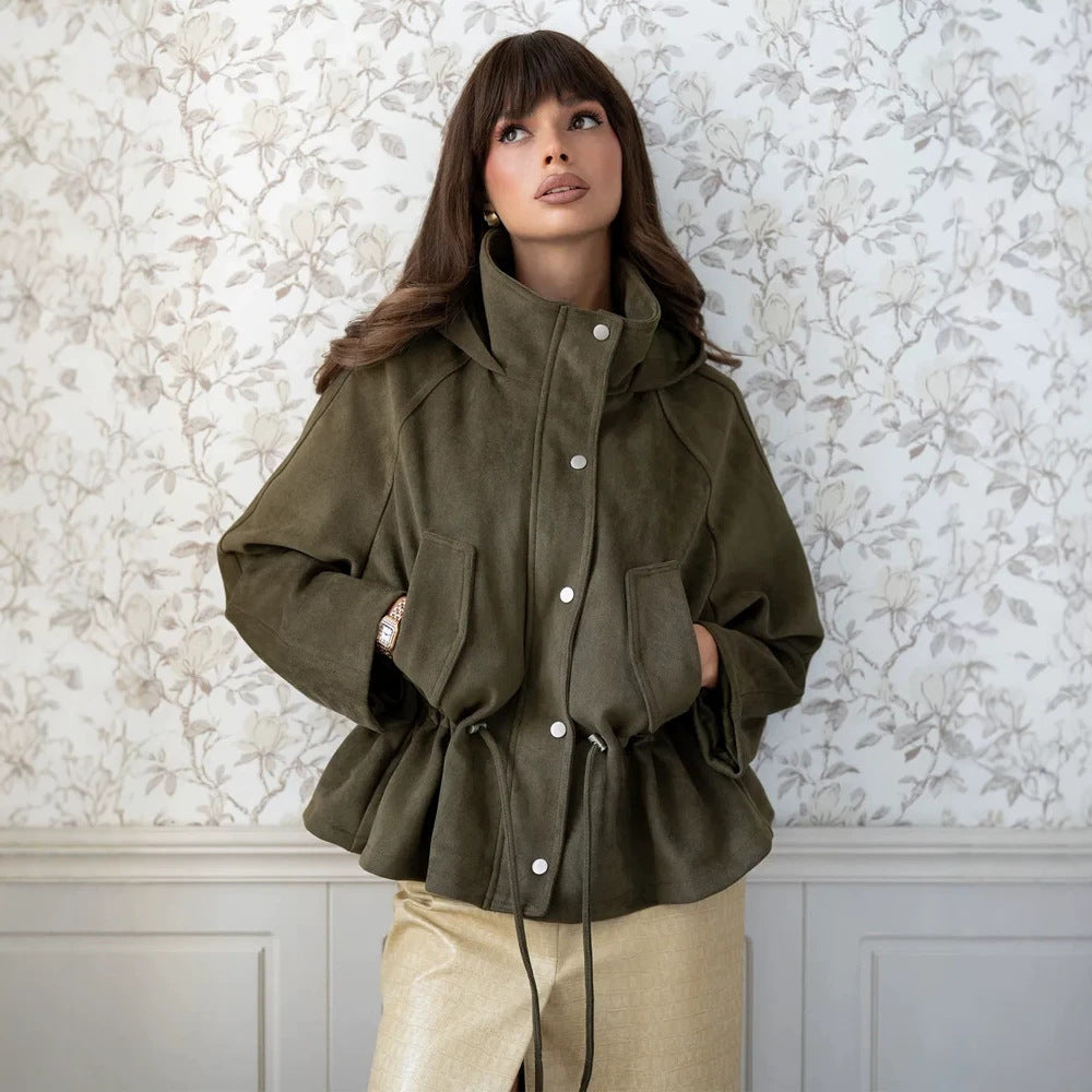 Women's short jacket made of suede look with hood, drawstring waist and patch pockets Mune Fashion