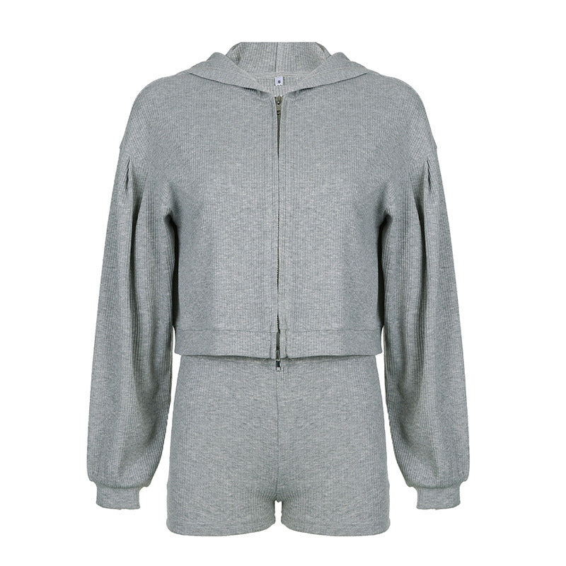 Women's short ribbed lounge set with hooded zip jacket and high-waist shorts Mune Fashion