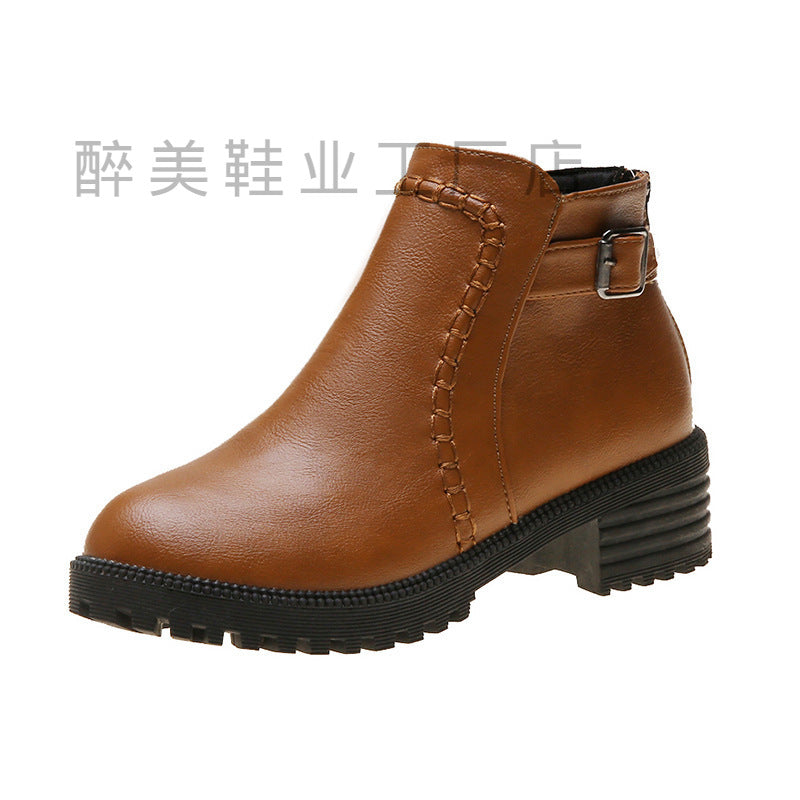 Ladies nan classic ankle-high ankle boots made of synthetic leather with a sturdy profile sole and decorative strap Mune Fashion