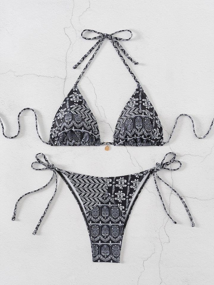 Women's triangle bikini with playful floral design and adjustable straps Mune Fashion