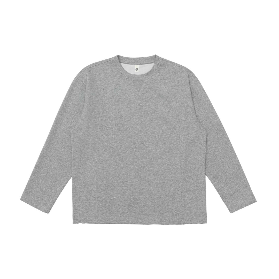Unisex Oversize sweatshirt with raglan sleeves and seam details Mune Fashion