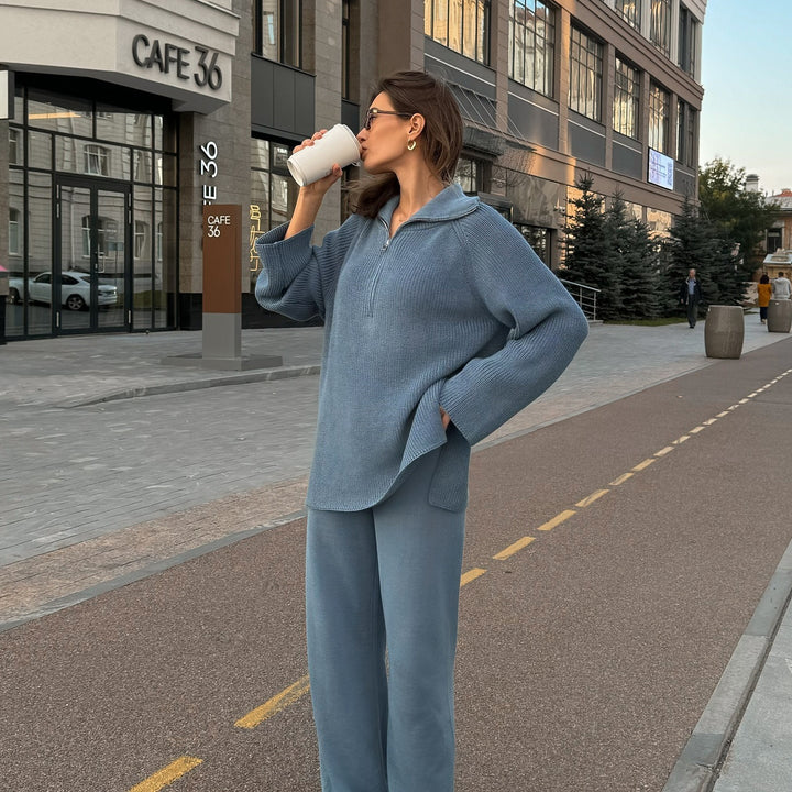 Women's knit tunic with half zipper and wide standing collar Mune Fashion